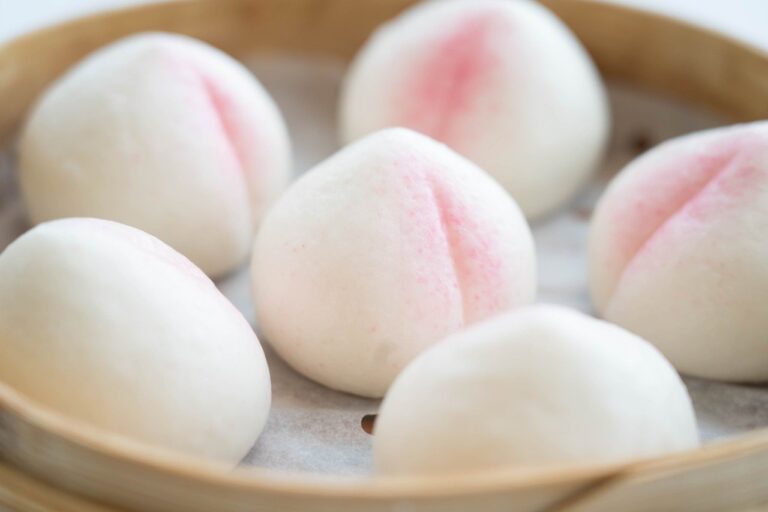 wispy bangs hairstyle for round face to look slim